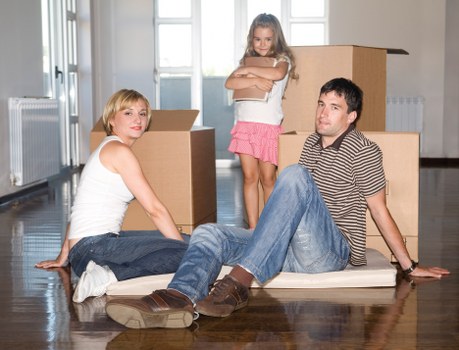 Packing and organising belongings for self storage in Gantshill